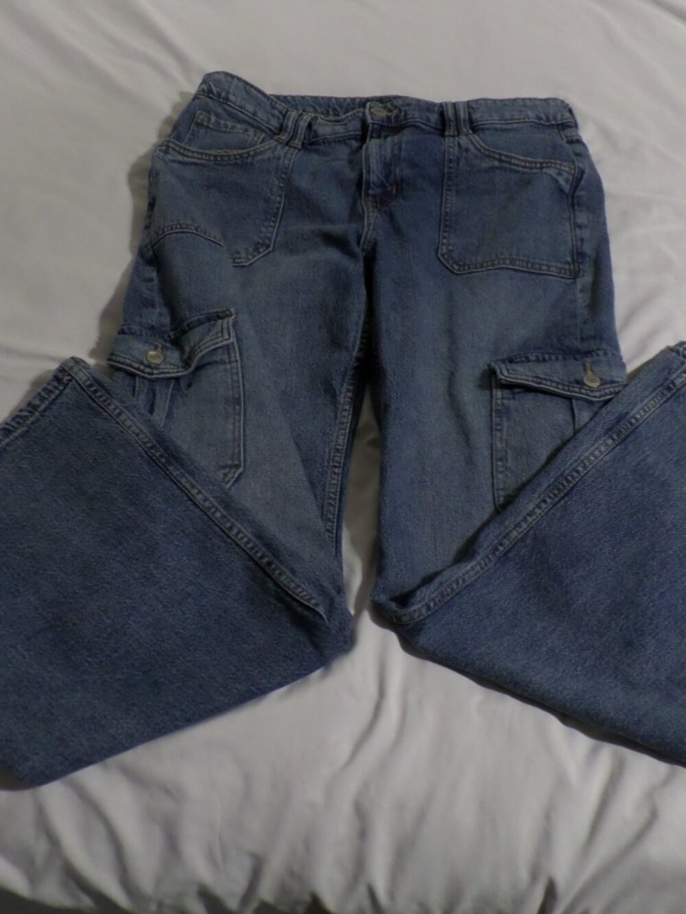 Aeropostale Mid Rise Flare Cargo Jeans – Size 14